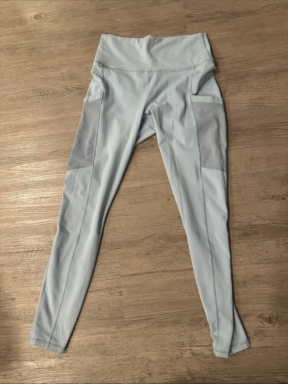 Light Blue Active Leggings with Side Pockets